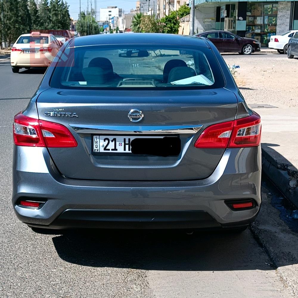 نیسان سێنترا